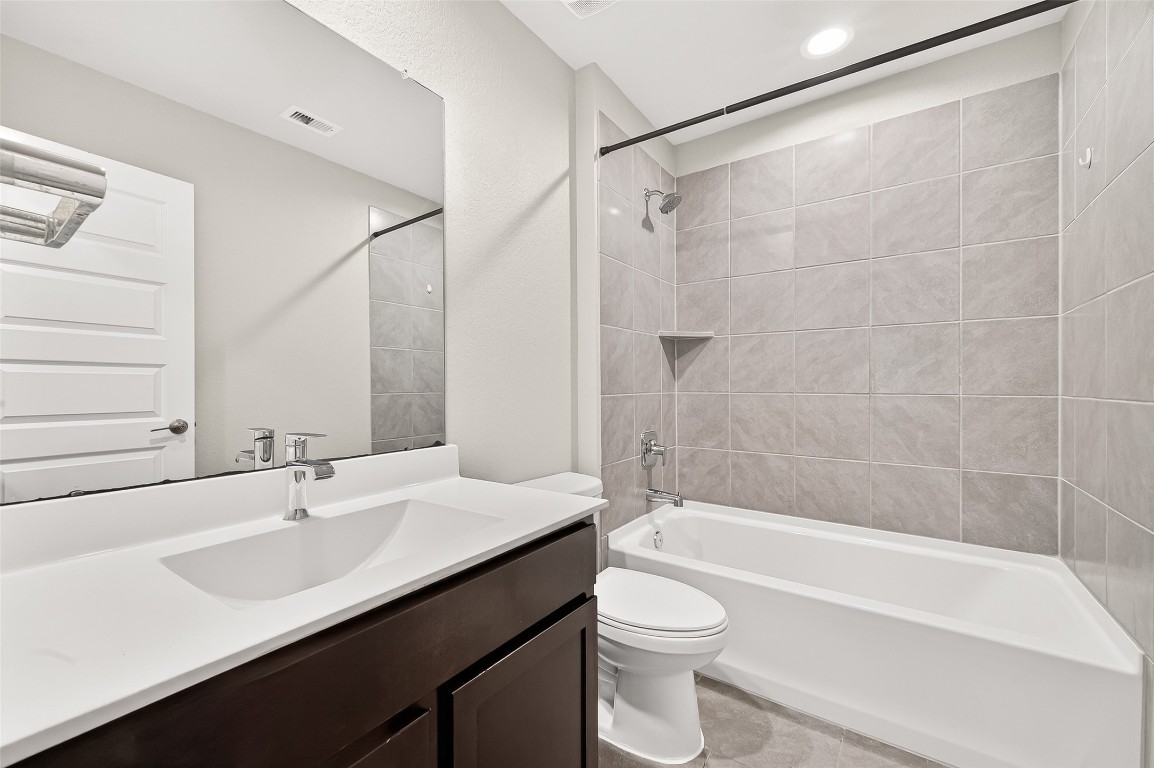 3919 Sparkman Lane Katy, TX 77494 - Photo 18 of 38