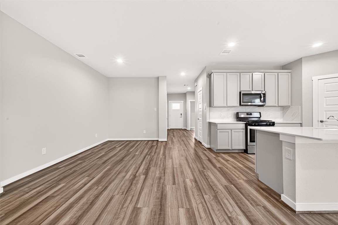 3919 Sparkman Lane Katy, TX 77494 - Photo 5 of 38