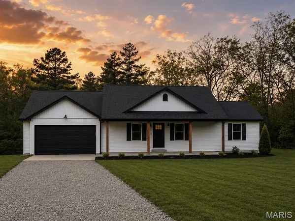 $479,900 | 302 Chestnut View, Farmington, MO 63640