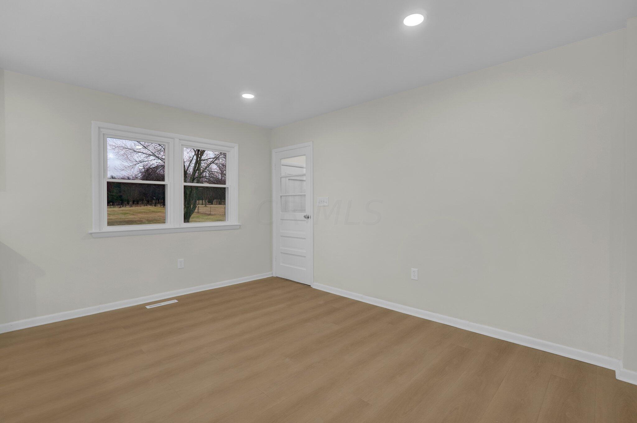 8516 Hagerty Road Ashville, OH 43103 - Photo 9 of 27 9-web-or-mls-8516-hagerty-rd