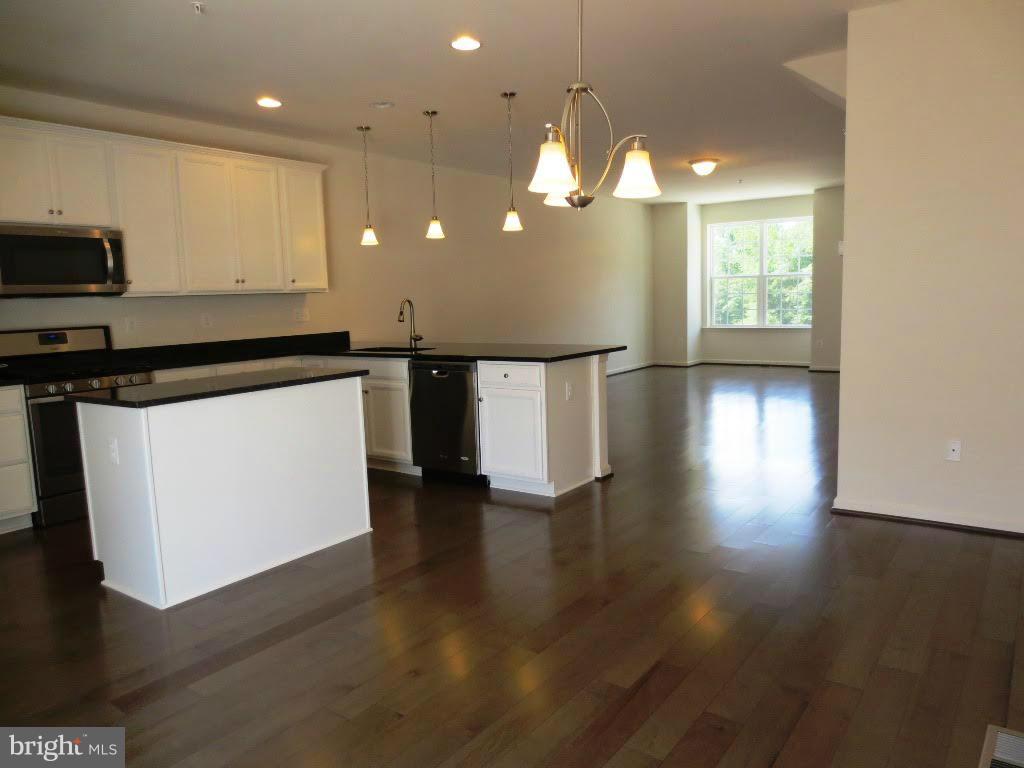 943 Ramble Run Road Baltimore, MD 21220 - Photo 13 of 26 Dining Room