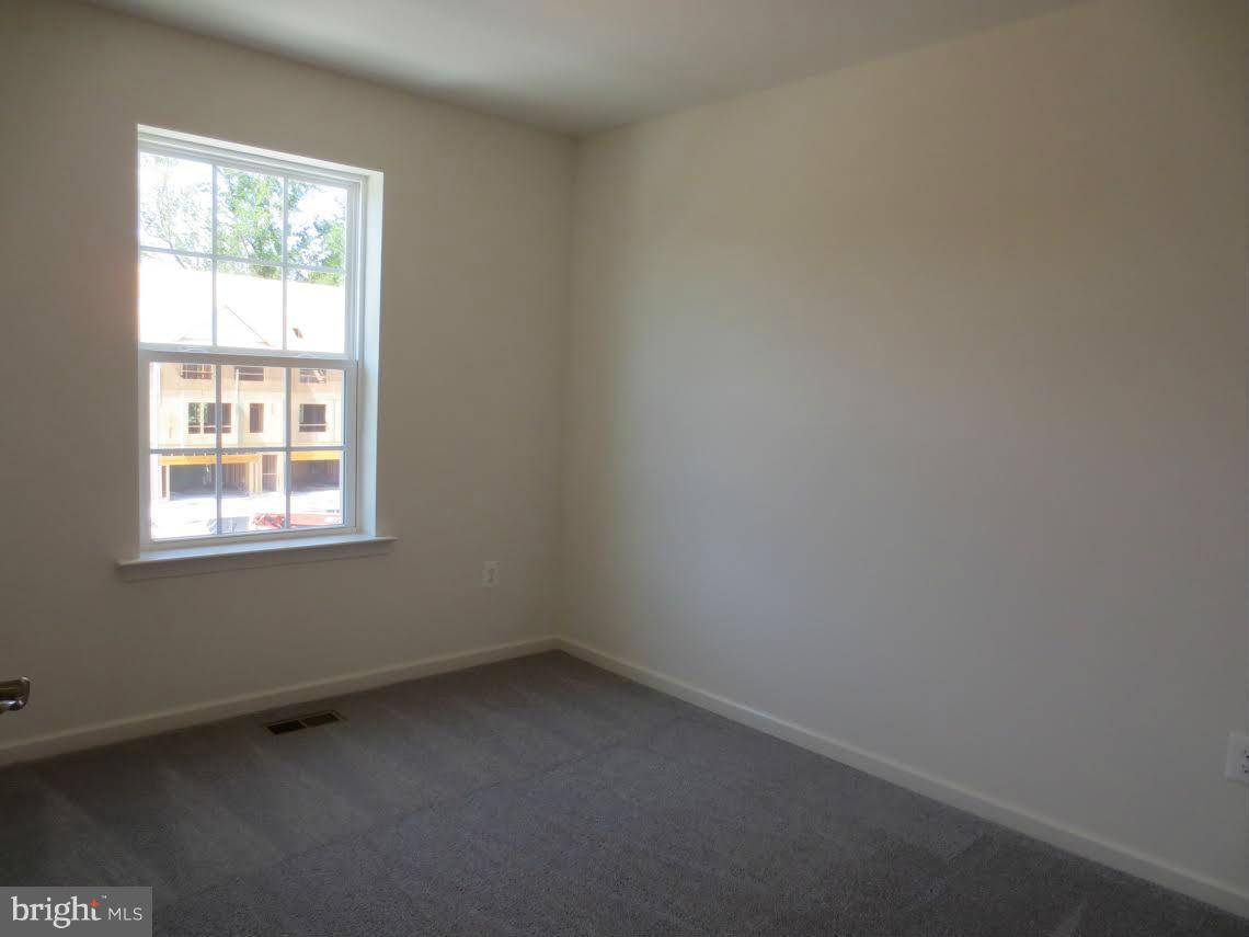 943 Ramble Run Road Baltimore, MD 21220 - Photo 20 of 26 Bedroom
