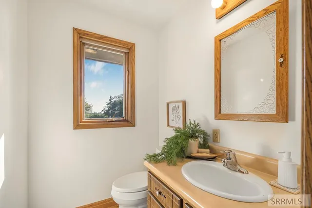 $1,100,000 | 435 North 1500 East, St. Anthony, ID 83445