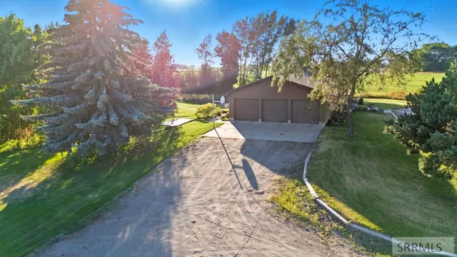 $1,100,000 | 435 North 1500 East, St. Anthony, ID 83445