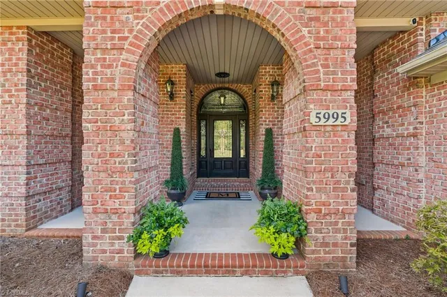 $889,000 | 5995 Lacey Court, Trinity, NC 27370