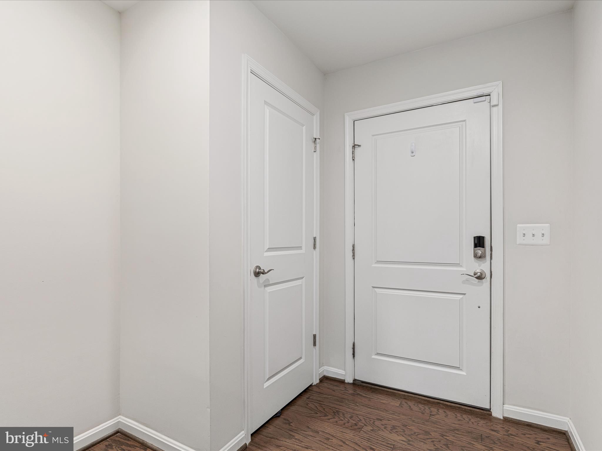 1054 Owens Road Oxon Hill, MD 20745 - Photo 4 of 34 Gallery Image 4