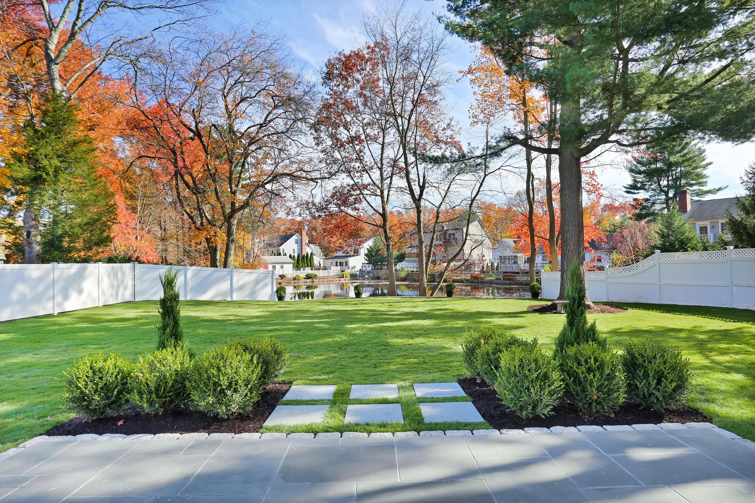 84 Circle Drive Greenwich, CT 06830 - Photo 21 of 25