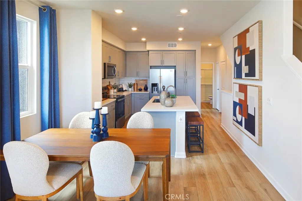 9529 Hannah Way Riverside, CA 92504 - Photo 11 of 25