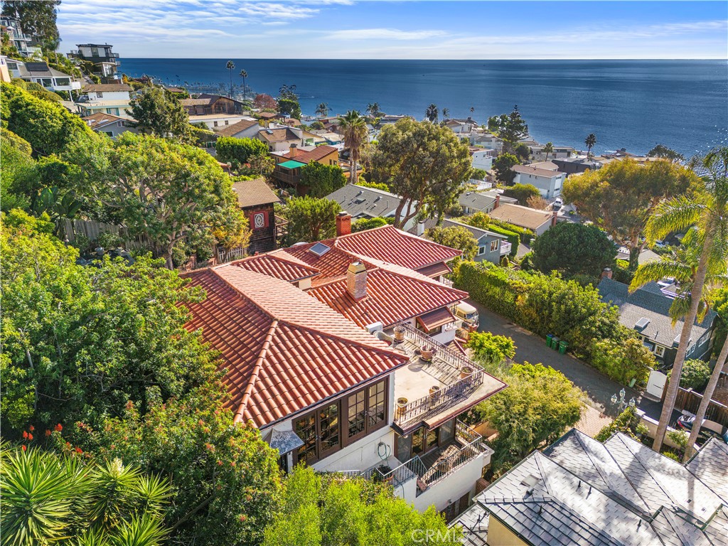 2616 Queda Way Laguna Beach, CA 92651 - Photo 22 of 29 a view of a balcony with an outdoor space
