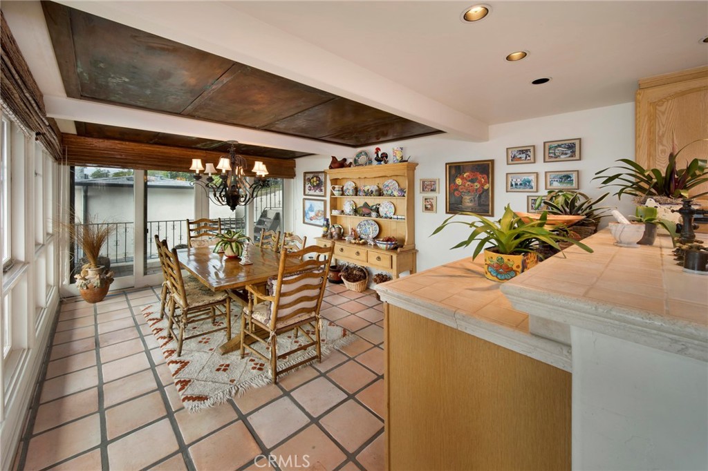 2616 Queda Way Laguna Beach, CA 92651 - Photo 9 of 29 a view of a dining room with furniture