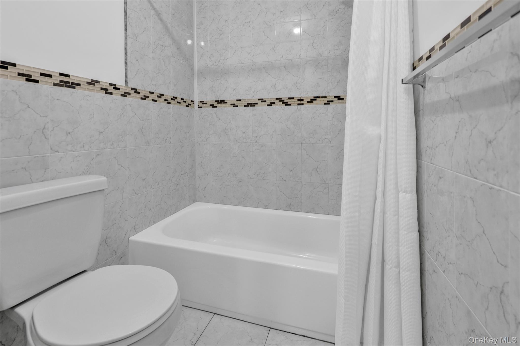 8 Elm Street, Unit 211 Spring Valley, NY 10977 - Photo 20 of 30