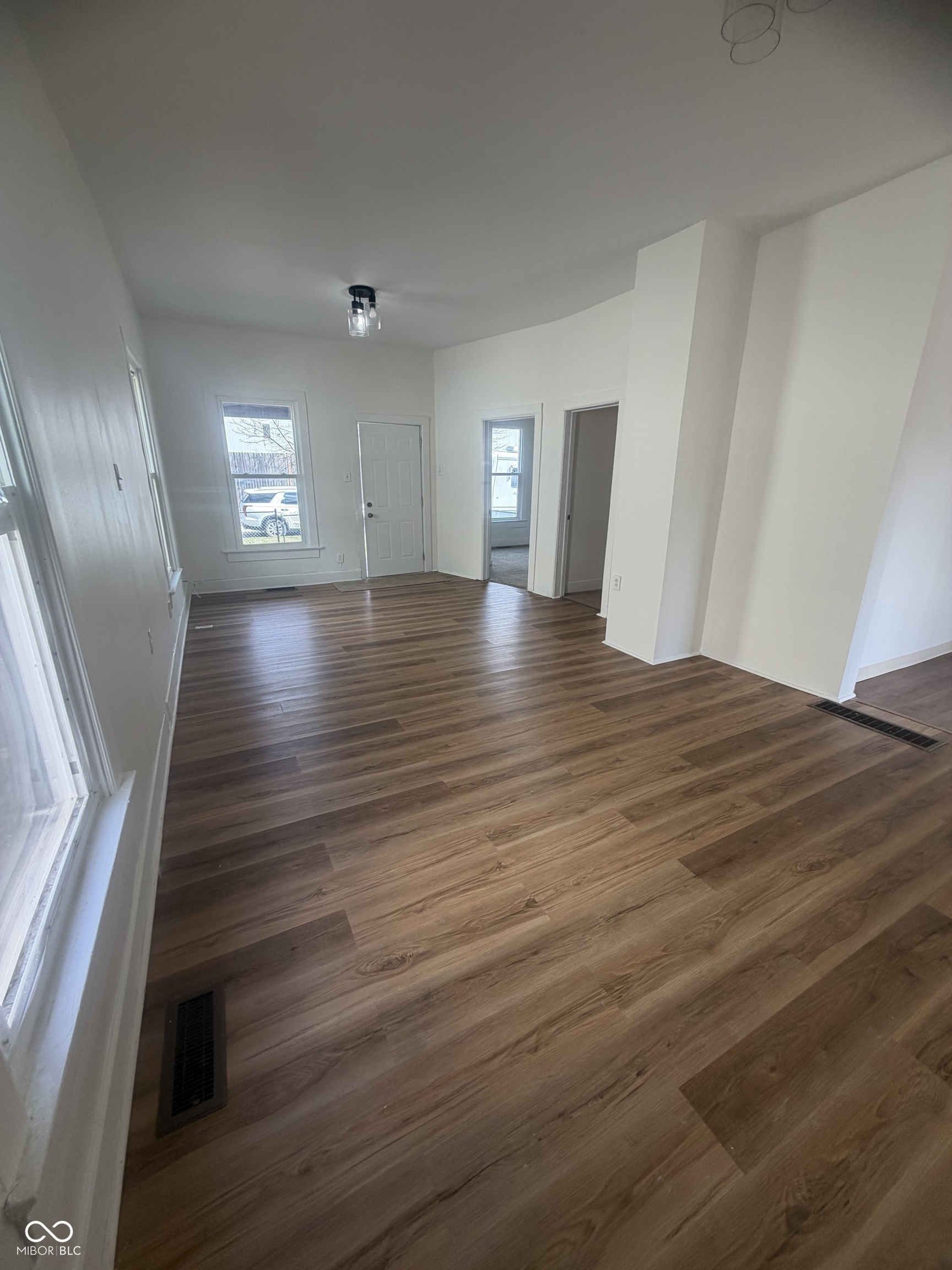 328 South Addison Street Indianapolis, IN 46222 - Photo 8 of 14