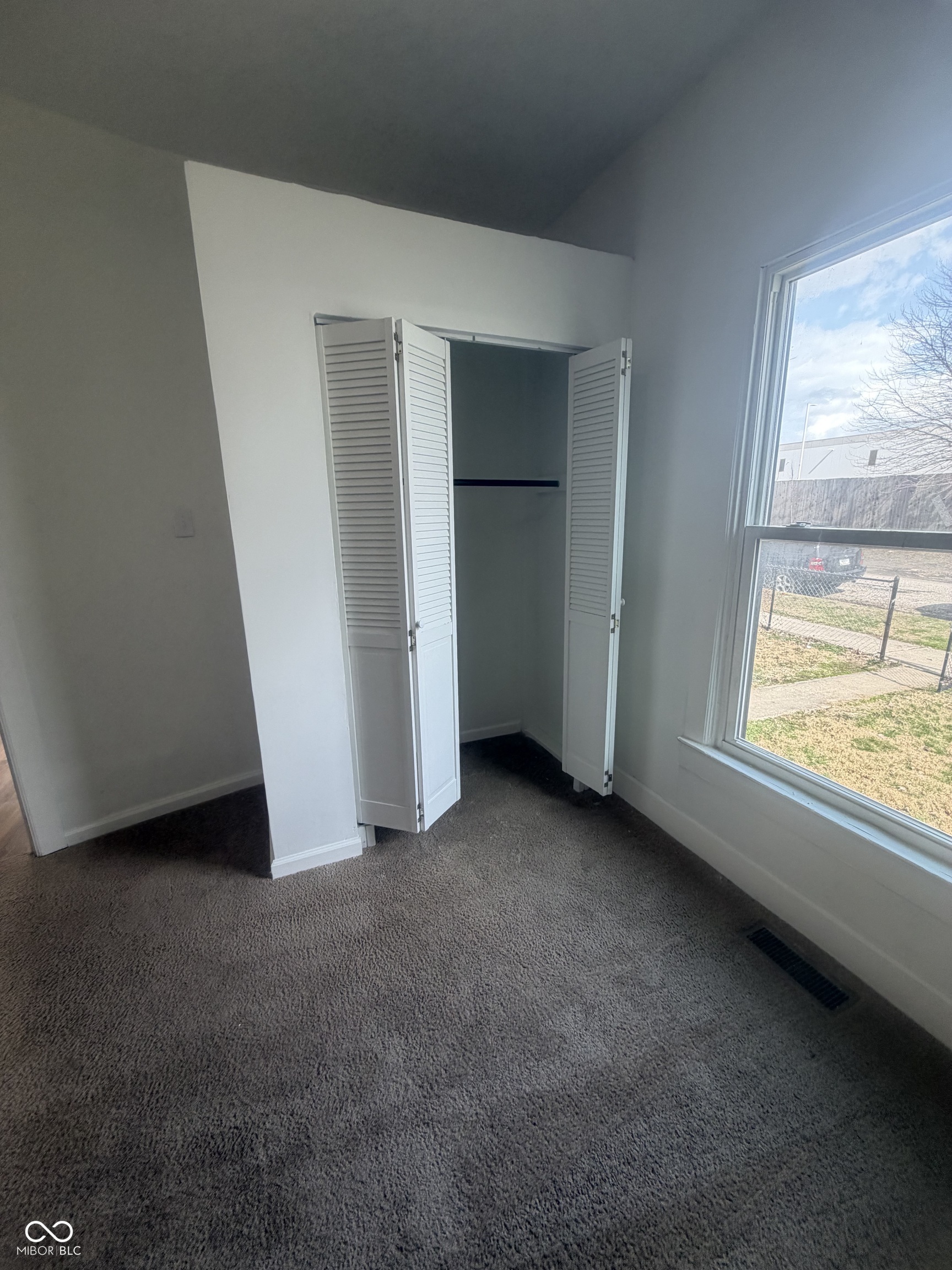 328 South Addison Street Indianapolis, IN 46222 - Photo 10 of 14