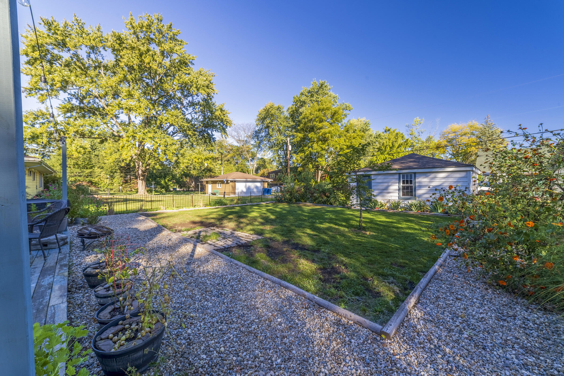 508 West Morgan Avenue Chesterton, IN 46304 - Photo 35 of 38 a view of a garden with a flower garden