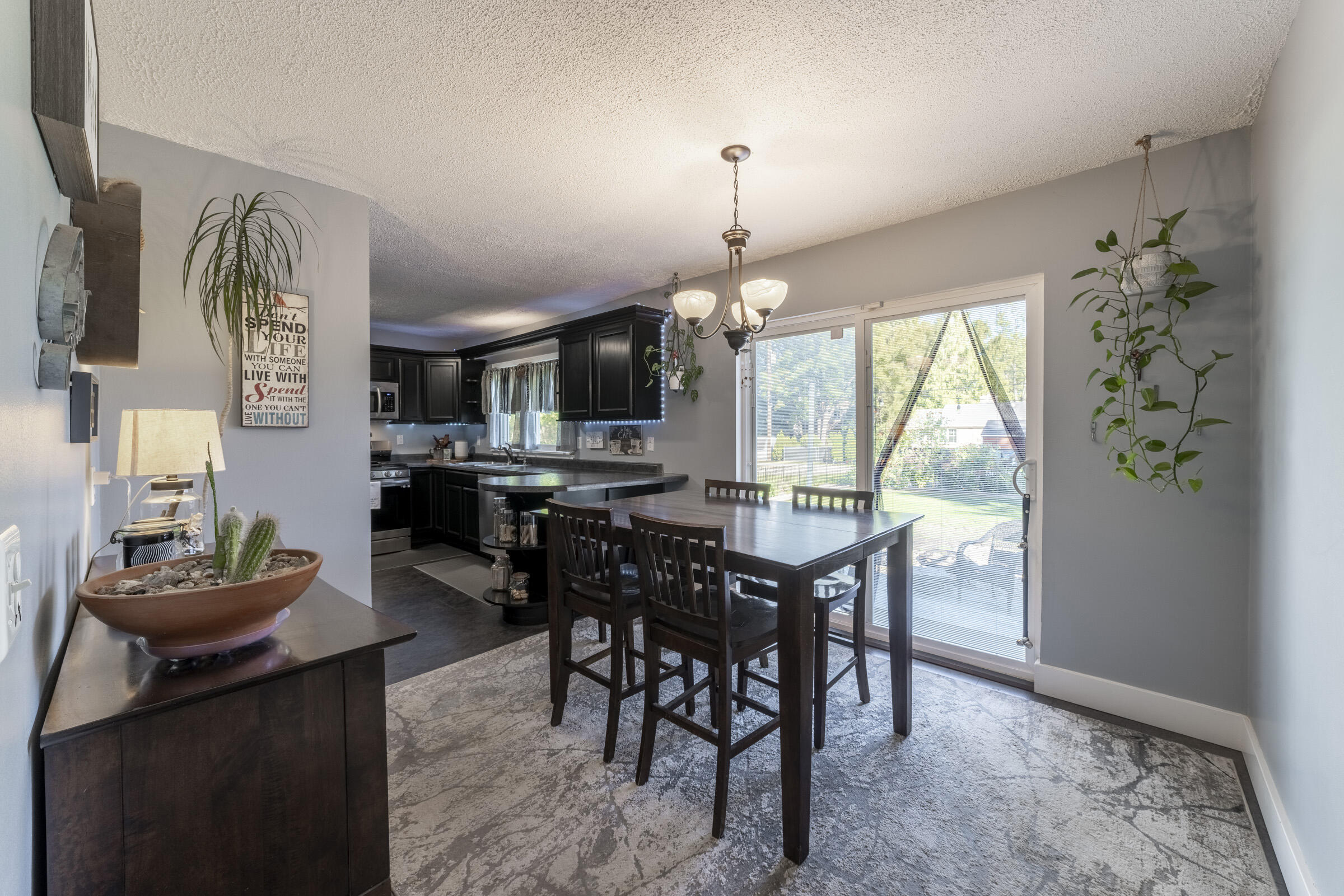508 West Morgan Avenue Chesterton, IN 46304 - Photo 7 of 38 a view of a dining room with furniture window and outside view