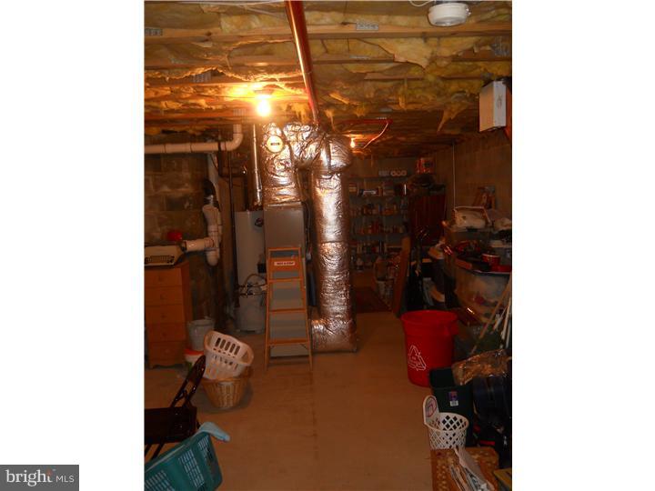 566 Washington Street Camden, NJ 08103 - Photo 15 of 15
