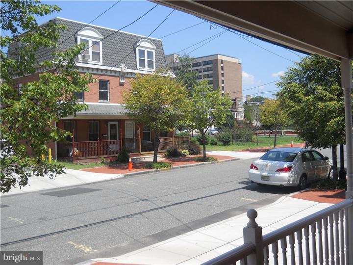 566 Washington Street Camden, NJ 08103 - Photo 3 of 15