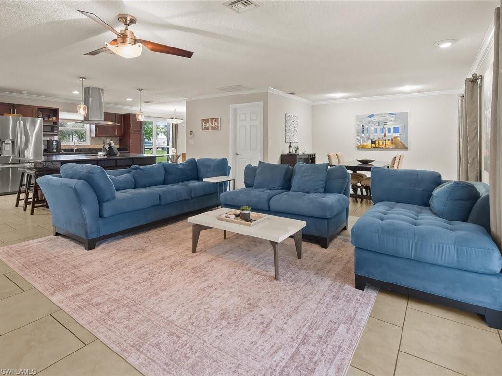 5272 Myrtle Lane Naples, FL 34113 - Photo 9 of 30