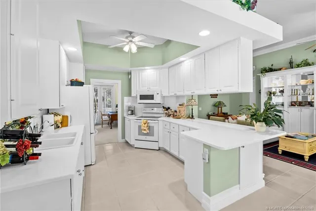 $749,888 | 8801 Southeast Eldorado Way, Hobe Sound, FL 33455