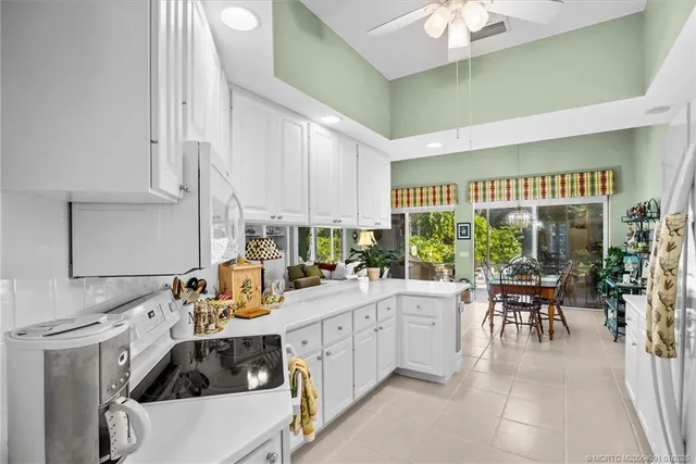 $749,888 | 8801 Southeast Eldorado Way, Hobe Sound, FL 33455