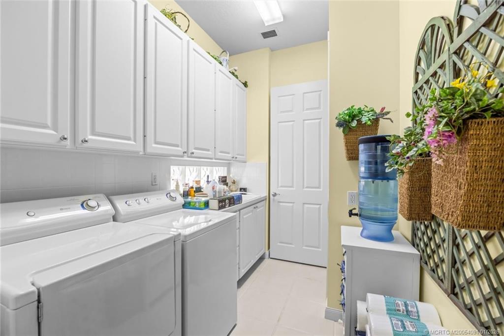 8801 Southeast Eldorado Way Hobe Sound, FL 33455 - Photo 32 of 43