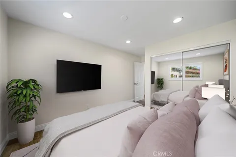 $624,999 | 6113 Riverside Avenue, Rialto, CA 92377