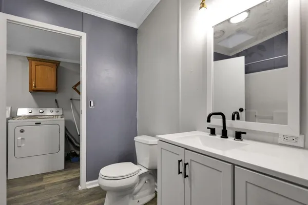 $299,900 | 9304 Parkhurst Highway, Addison, MI 49220