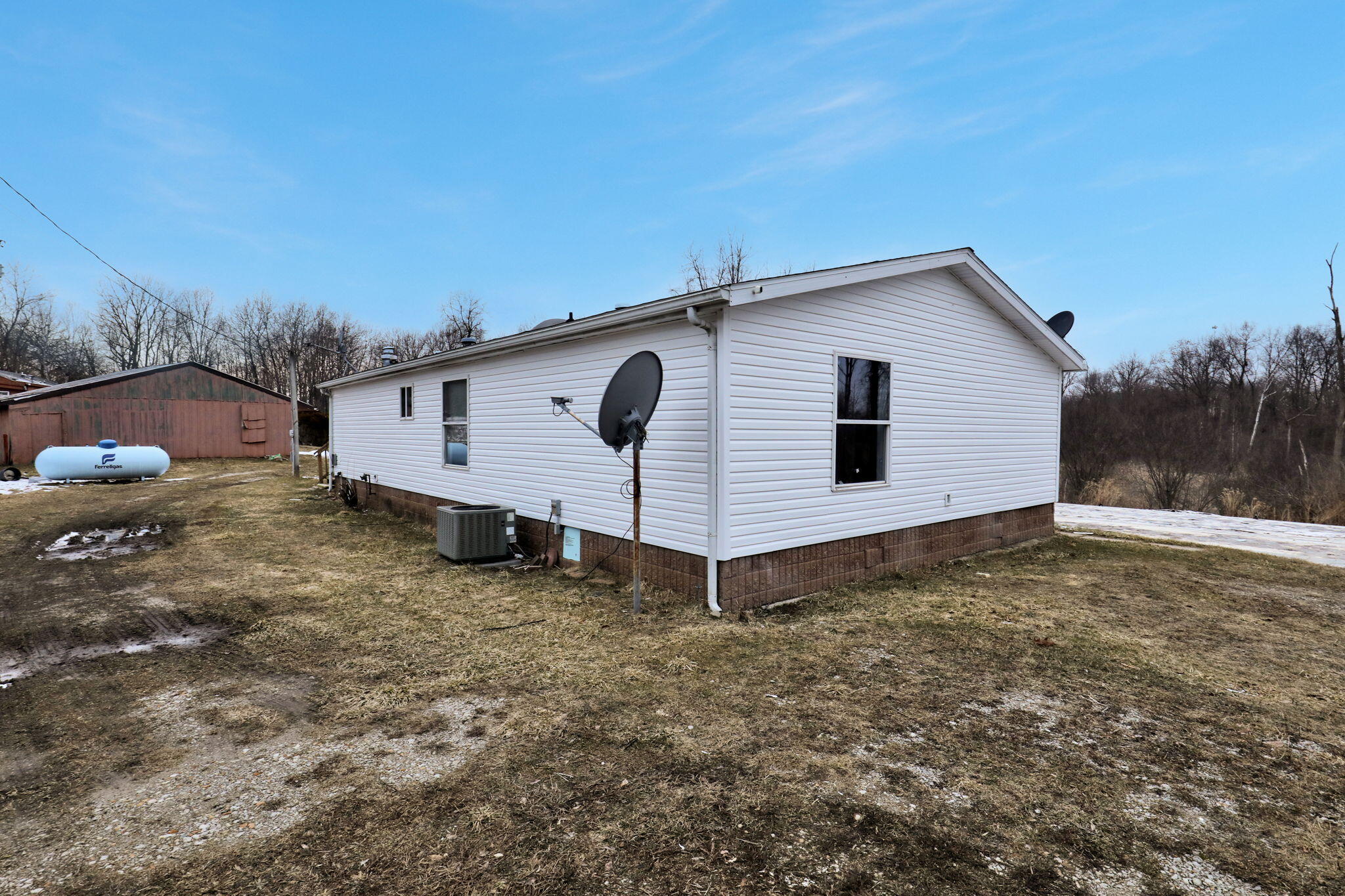9304 Parkhurst Highway Addison, MI 49220 - Photo 3 of 39 2-web-or-mls-Photo Feb 24 2026, 6 27 38