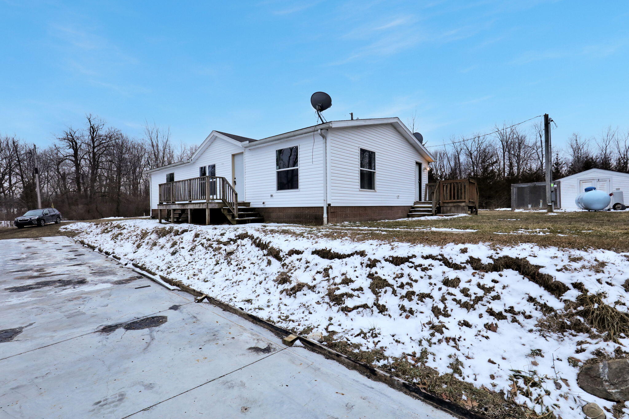9304 Parkhurst Highway Addison, MI 49220 - Photo 5 of 39 4-web-or-mls-Photo Feb 24 2026, 6 28 58