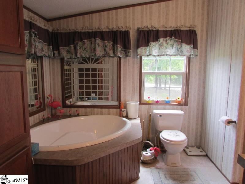 34 Wildwood Farms Road Gray Court, SC 29645 - Photo 6 of 17 Gallery Image 6