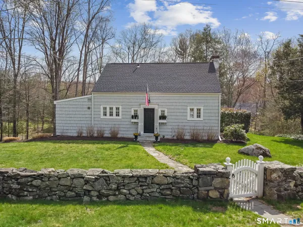 $830,000 | 42 Sport Hill Parkway, Easton, CT 06612