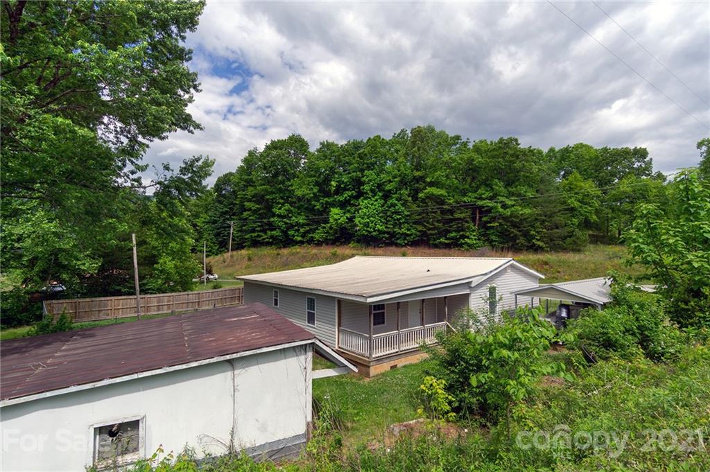 1373 Coopers Gap Road Mill Spring, NC 28756 - Photo 36 of 44 an aerial view of a house