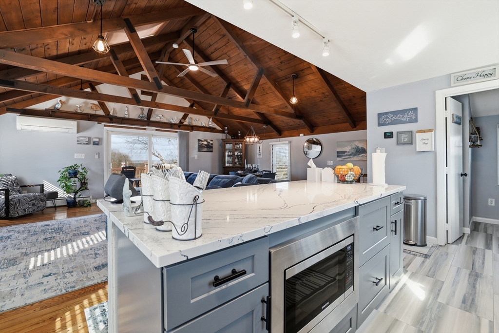 350 Sconticut Neck Road Fairhaven, MA 02719 - Photo 9 of 34
