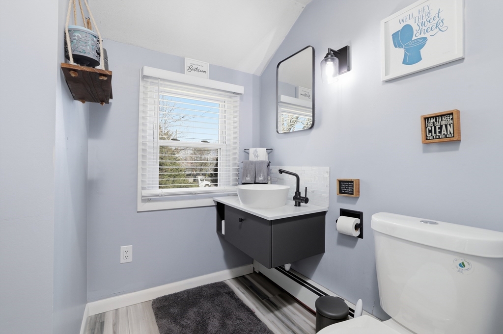 350 Sconticut Neck Road Fairhaven, MA 02719 - Photo 10 of 34