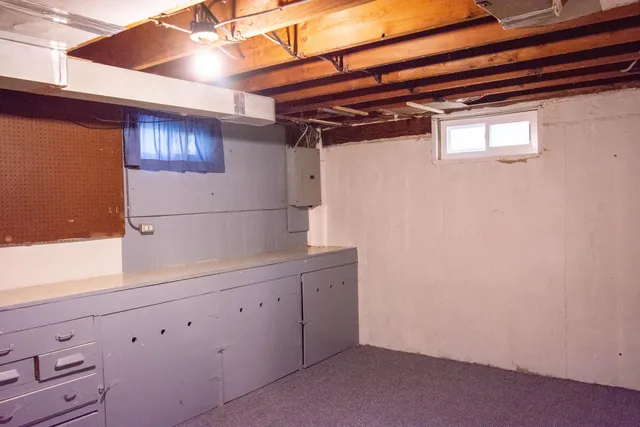 $325,000 | 717 East Walworth Avenue, Delavan, WI 53115