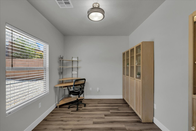 2811 South 3210th Street East St. George, UT 84790 - Photo 19 of 27