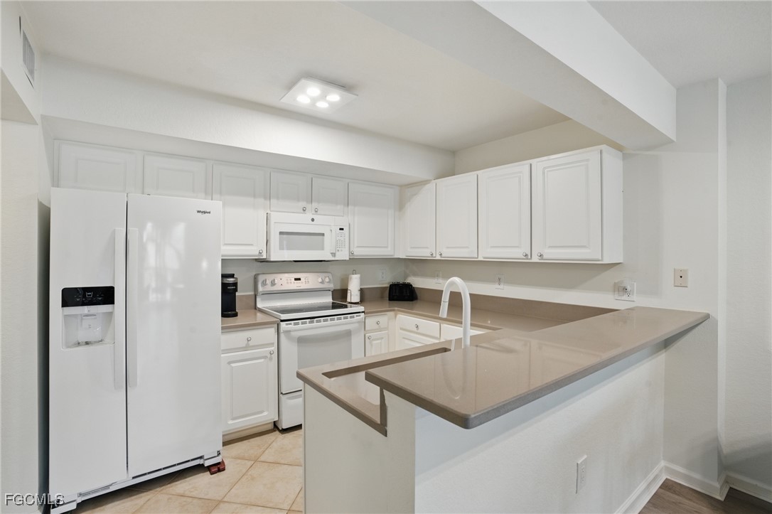 4113 Residence Drive, Unit 215 Fort Myers, FL 33901 - Photo 15 of 32