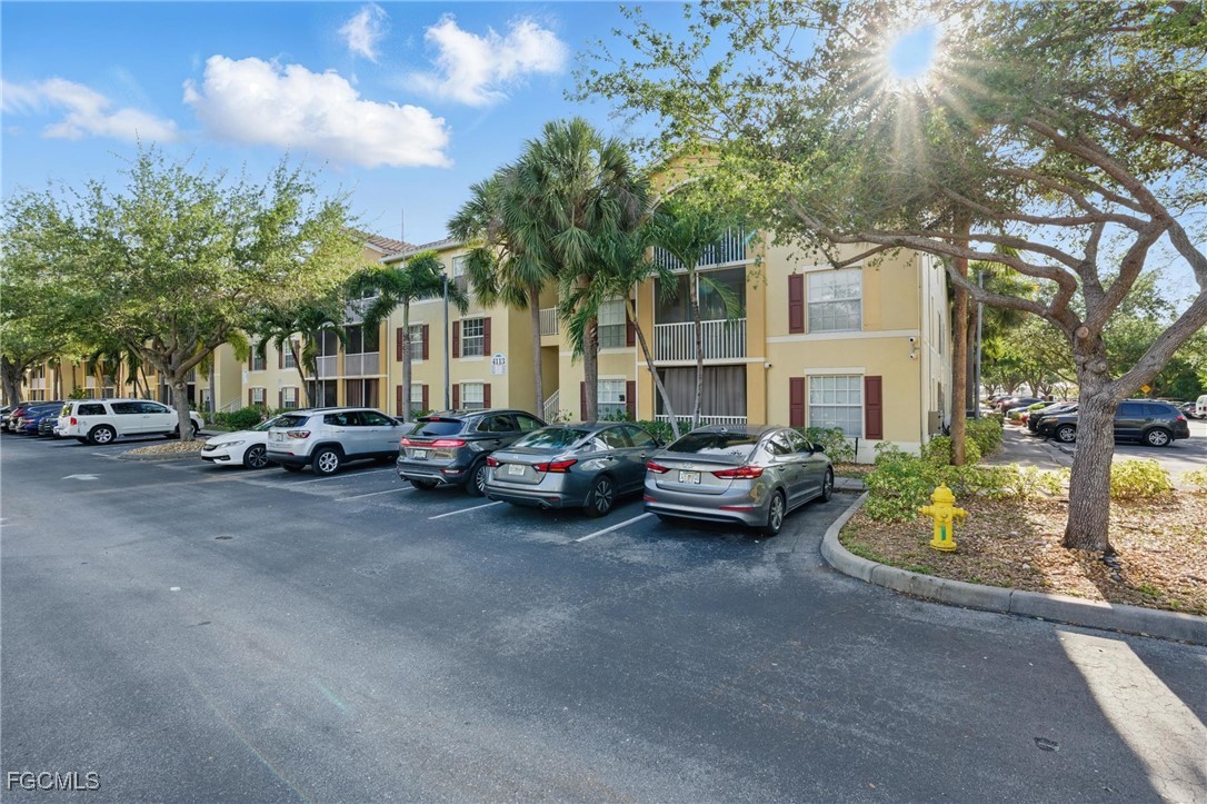 4113 Residence Drive, Unit 215 Fort Myers, FL 33901 - Photo 4 of 32