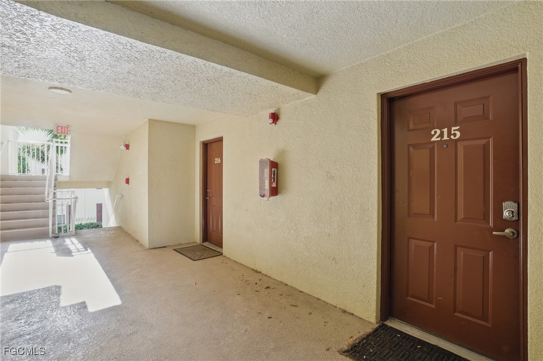 4113 Residence Drive, Unit 215 Fort Myers, FL 33901 - Photo 5 of 32