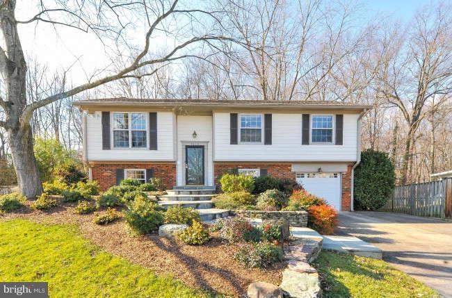 7014 Whetstone Road Alexandria, VA 22306 - Photo 1 of 30 Exterior (Front)