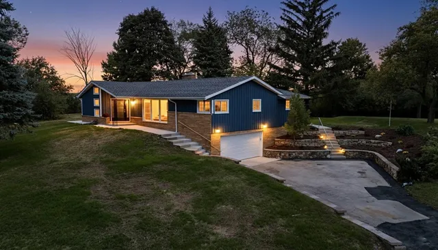 $499,900 | 2660 North Calhoun Road, Brookfield, WI 53005