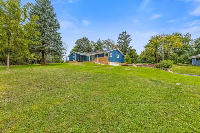 $499,900 | 2660 North Calhoun Road, Brookfield, WI 53005