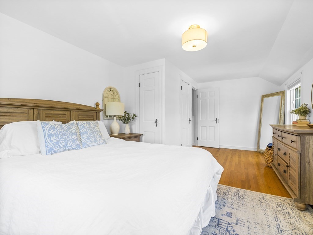 10 Pine Hill Circle Wakefield, MA 01880 - Photo 21 of 33