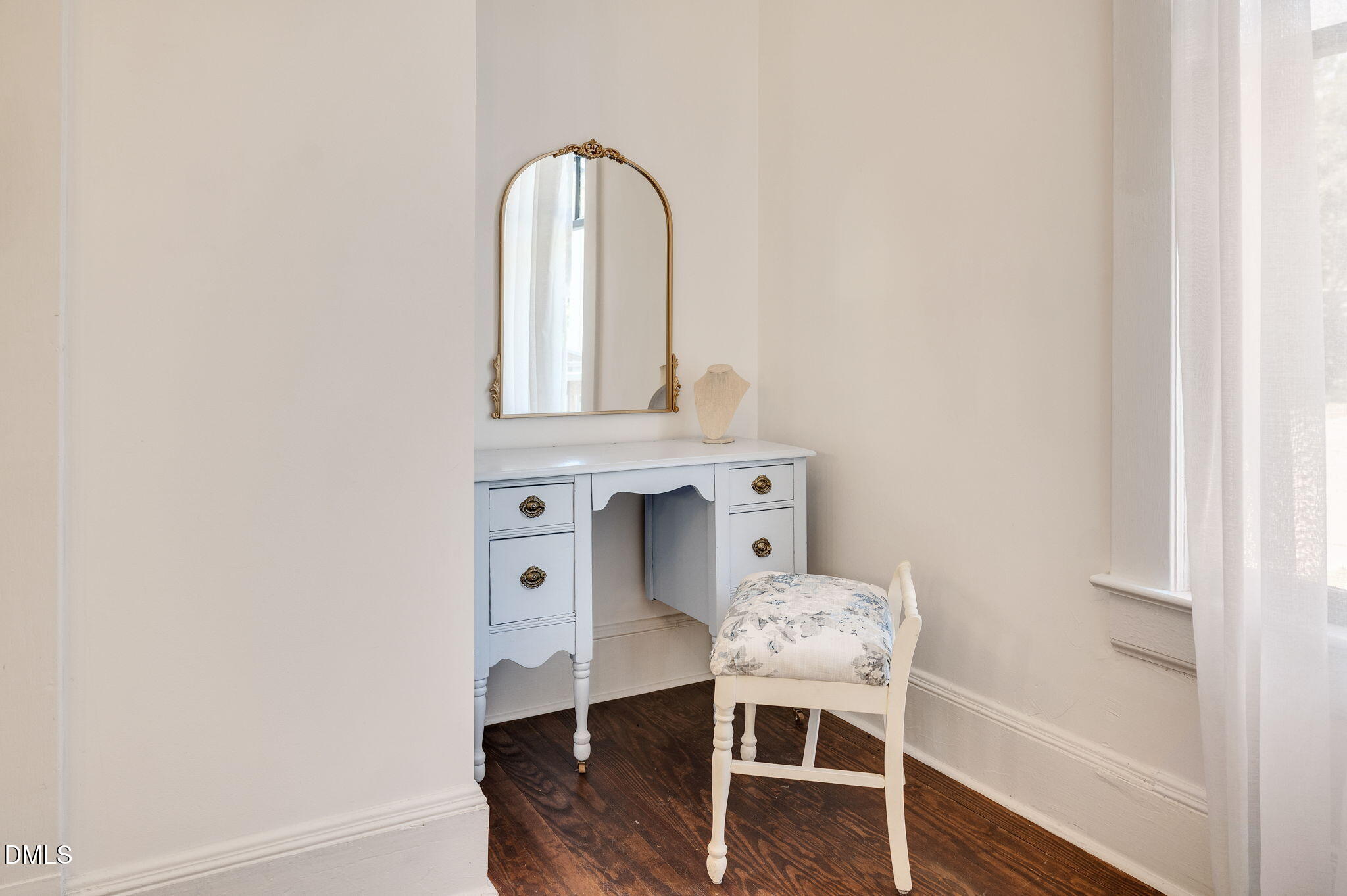 2239 Barber Mill Road Clayton, NC 27520 - Photo 43 of 75 a room with a table and chair