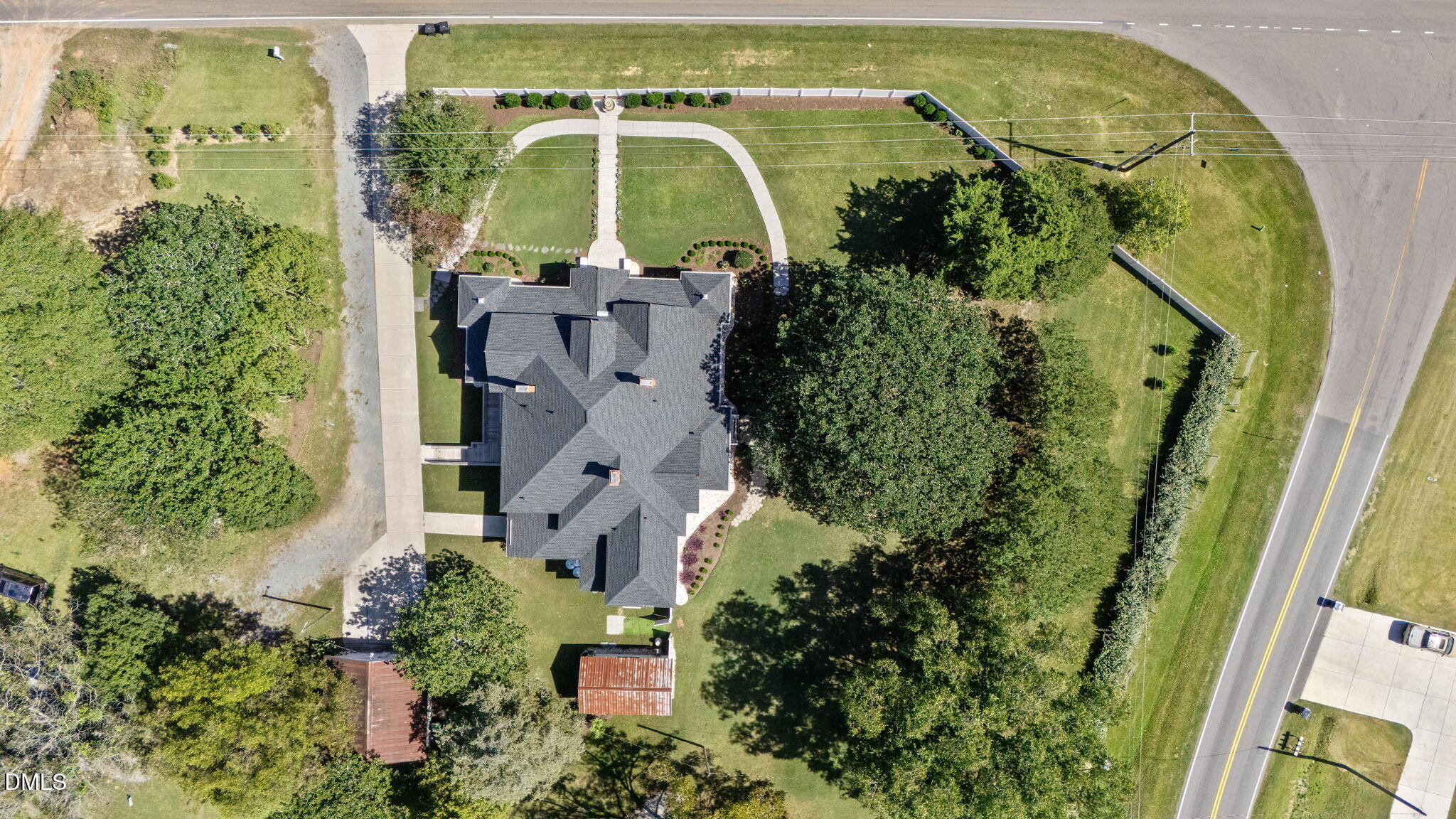 2239 Barber Mill Road Clayton, NC 27520 - Photo 66 of 75 an aerial view of a swimming pool
