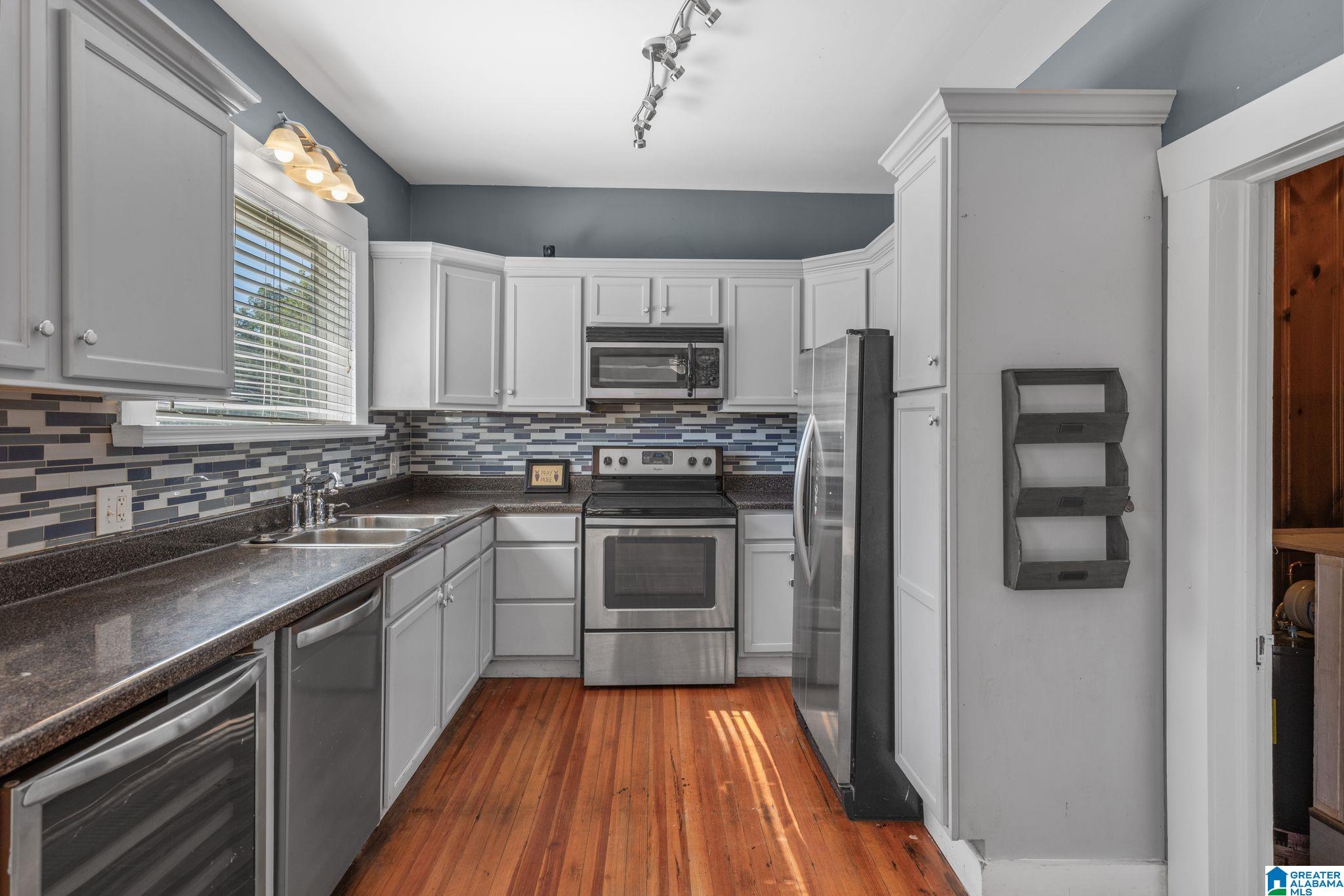 430 12th Street Southwest Birmingham, AL 35211 - Photo 14 of 32