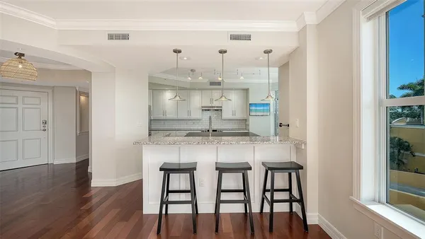 $625,000 | 393 North Point Road, Unit 301, Osprey, FL 34229