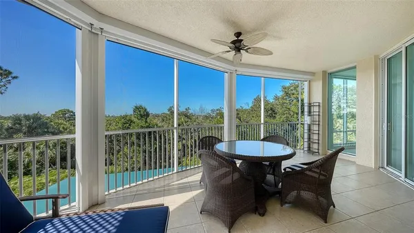 $625,000 | 393 North Point Road, Unit 301, Osprey, FL 34229