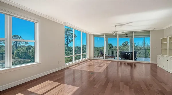 $625,000 | 393 North Point Road, Unit 301, Osprey, FL 34229