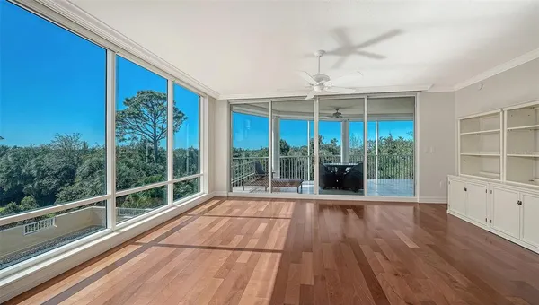 $625,000 | 393 North Point Road, Unit 301, Osprey, FL 34229